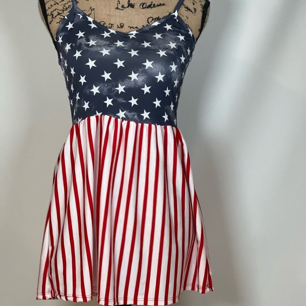 NWT Heimish Patriotic Baby Doll Top Size Medium